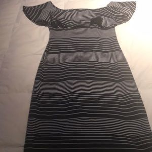 Off the shoulder navy stripe